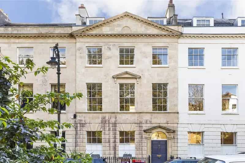 2 Bedroom Apartment for Sale in Clifton Village Bristol