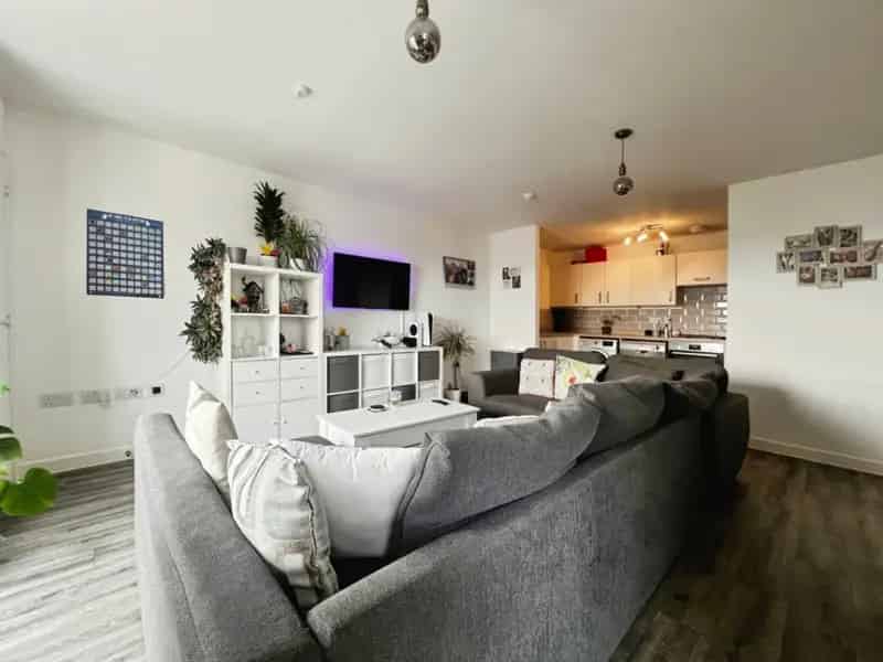 1 Bedroom Apartment for Sale Stunning Views Parking Lift Access