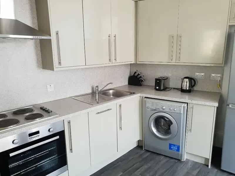 3 Bedroom Furnished Flat to Rent Dundee West End Students