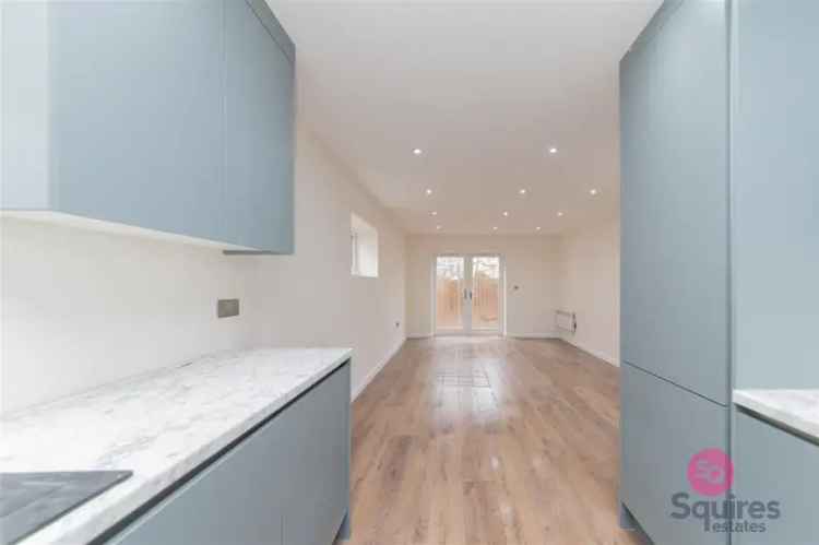 3 Bedroom Flat House to Rent