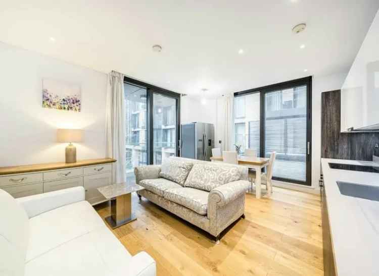 Two Bedroom Apartment in Putney with Terrace and Parking