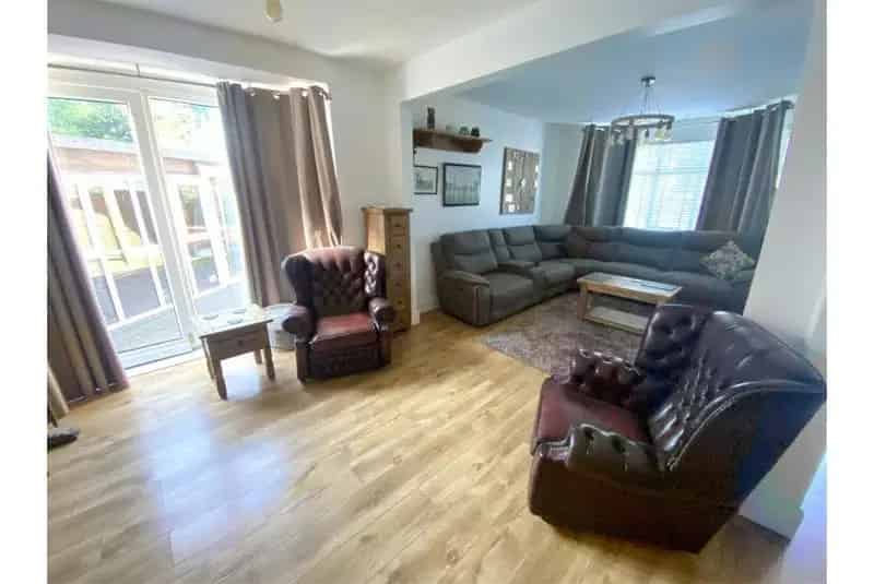 3 Bed Semi-Detached House Shrewsbury