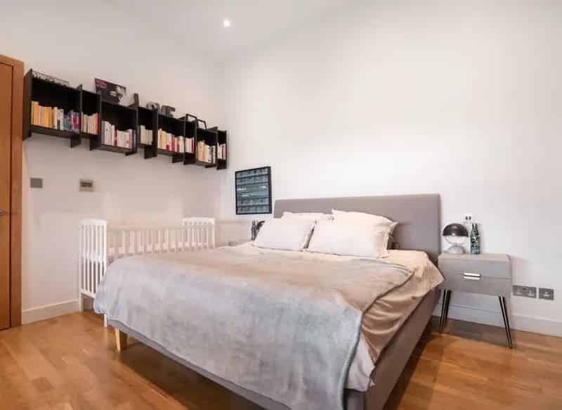 Spacious Two Double Bedroom Flat in Kentish Town