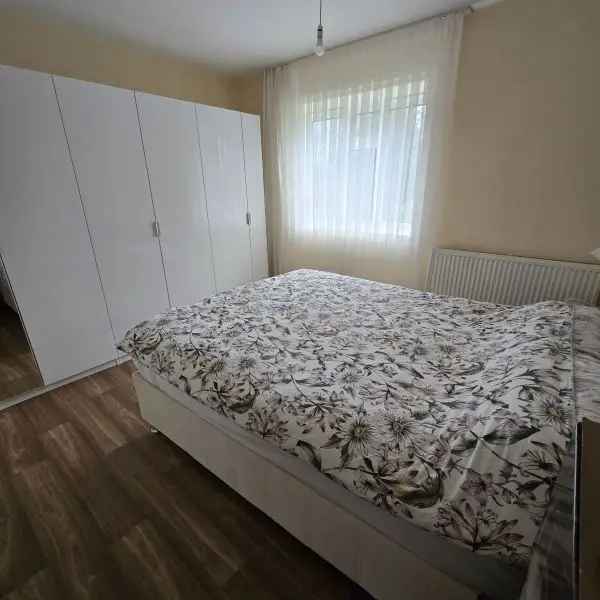 Flat For Rent in London, England