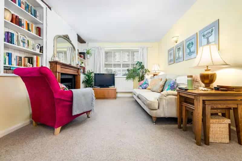 3 Bedroom Terraced House for Sale in Taffs Well