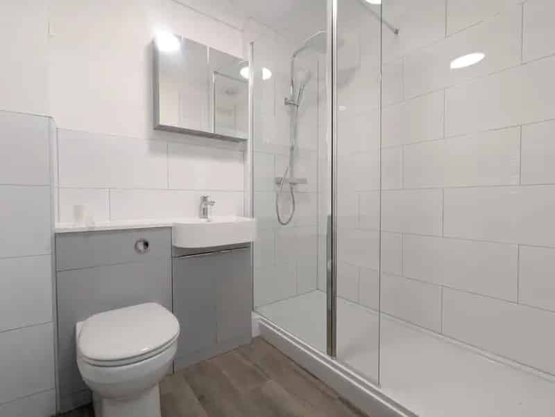 1 Bedroom Apartment Near Whiteladies Road No Deposit Option