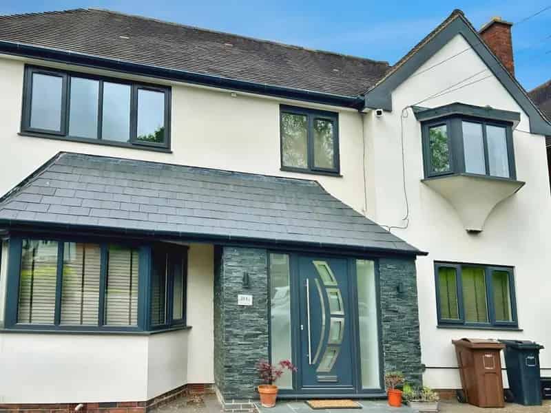 2 Bedroom Flat to Rent Solihull Town Centre