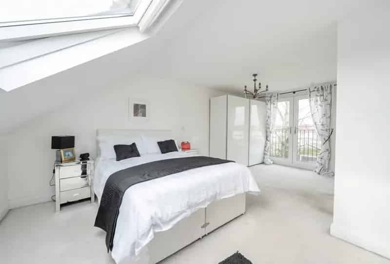 4 Bedroom House for Sale in North Cheam