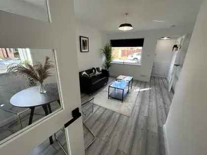 1 Bedroom Flat 71m² Aberdeen - Modern Furnished Apartment