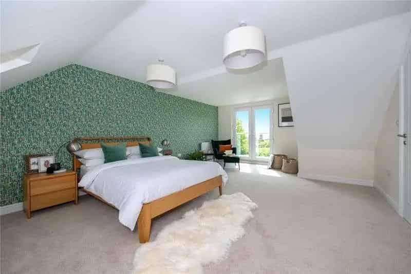 4 Bed Townhouse with River Views - New Development