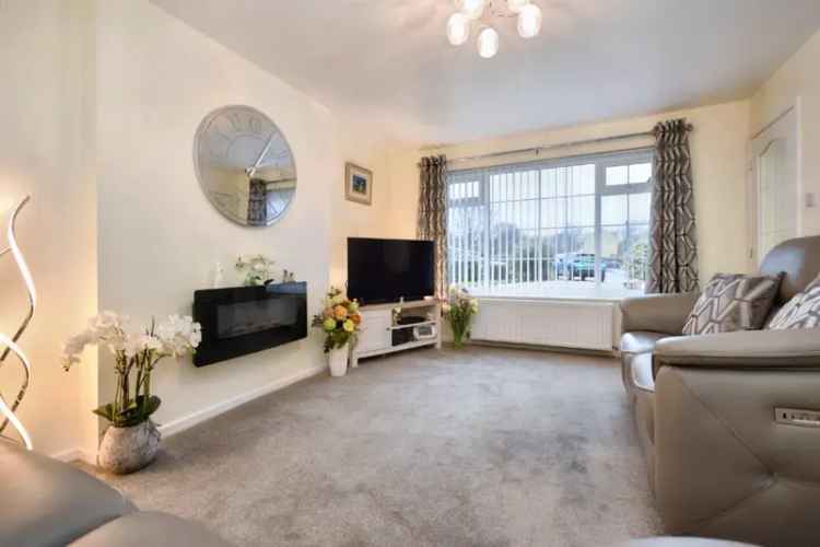 Bungalow For Sale in Wakefield, England