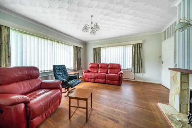 4 bedroom detached bungalow for sale