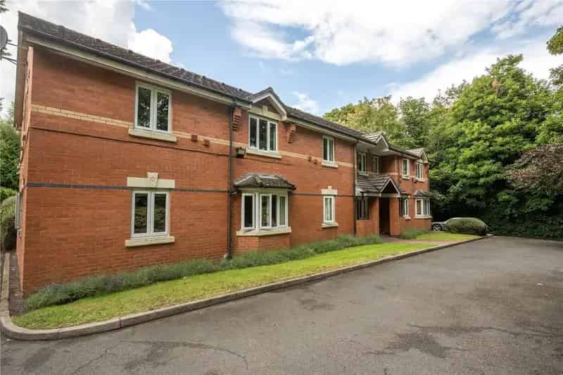 1 Bedroom Apartment for Sale near Moseley Village