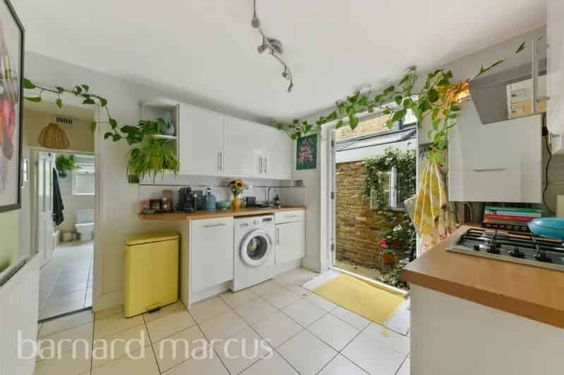2 Bed Flat Earlsfield All Bills Included Vanderbilt Road