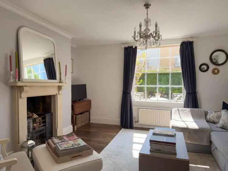 1 Bedroom Georgian Apartment for Sale in Larkhall Bath