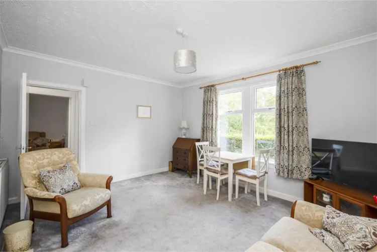 2 Bed Flat - Lower with 1 Reception Room