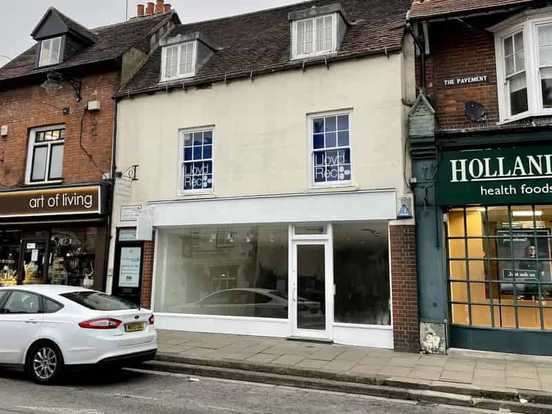 High Street Shop Unit Reigate Prime Location