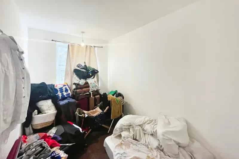 3 Bed Semi-Detached House - Freehold - Cash Buyers Only
