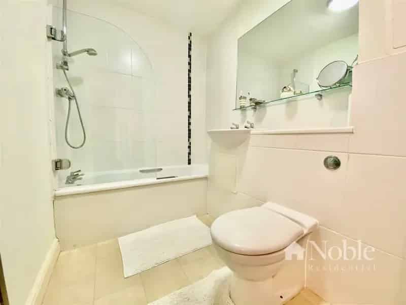 2 Bedroom Retirement Apartment for Sale in Brentwood