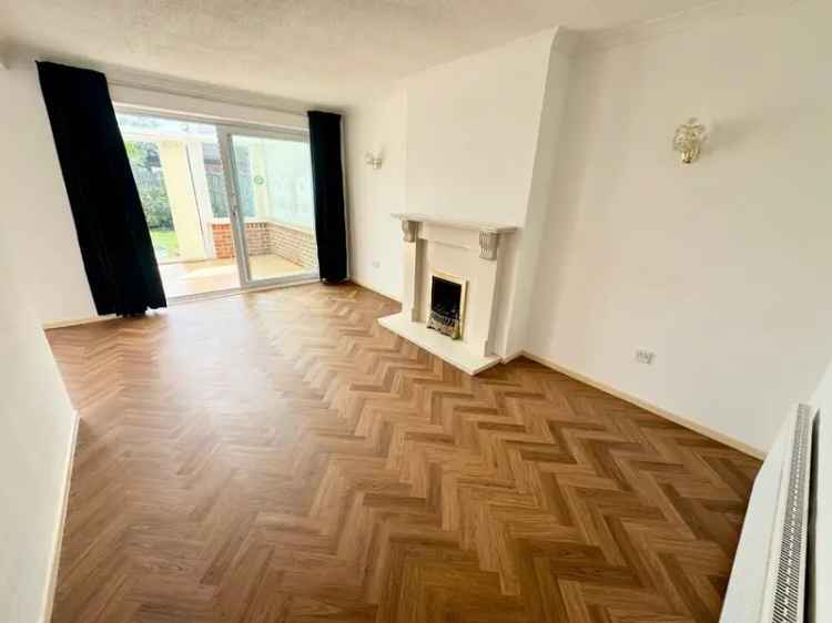 3 Bedroom Semi Detached House Bear Wood