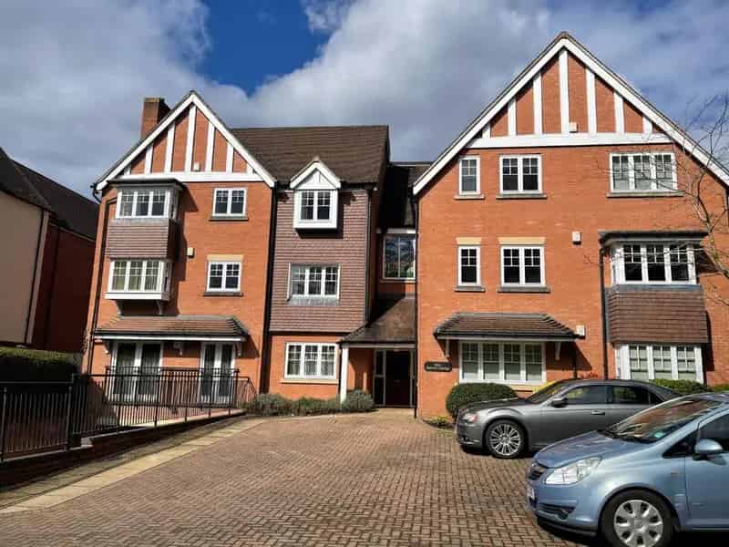 3 Bed Flat for Sale Solihull Town Centre