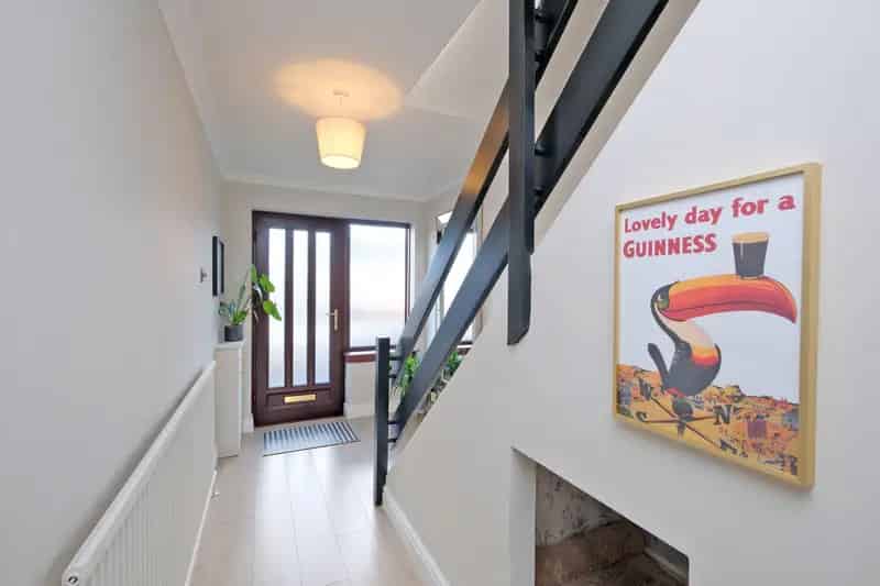 3 Bedroom Semi Detached Home with Garage and Driveway