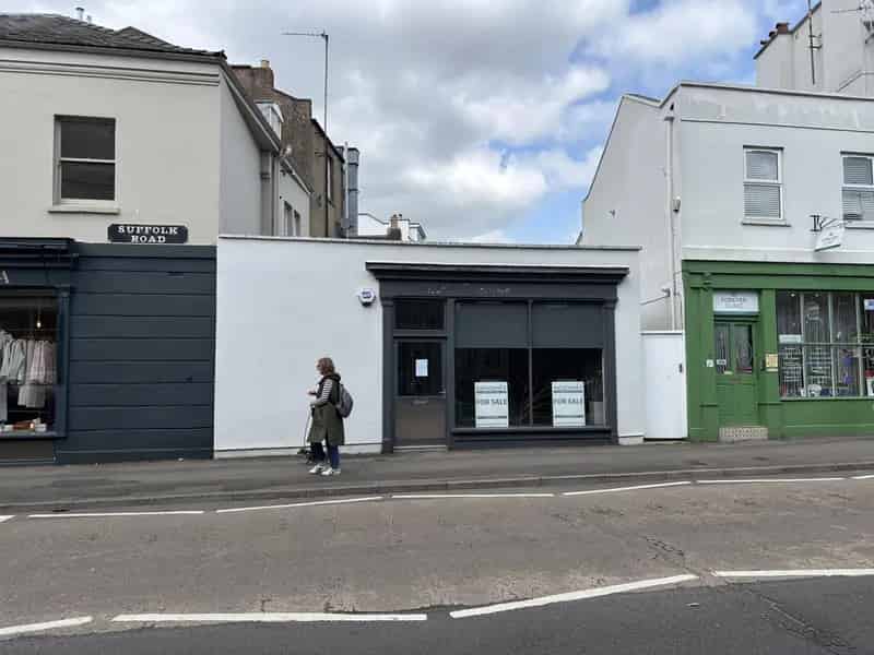 Cheltenham Retail Space For Sale