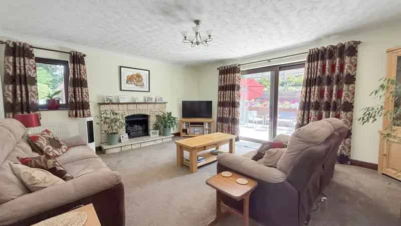 4 Bedroom Detached Bungalow For Sale in Bratton Wiltshire