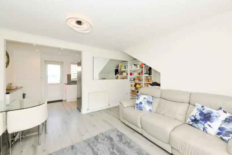 3 Bedroom House Near Broxbourne Station