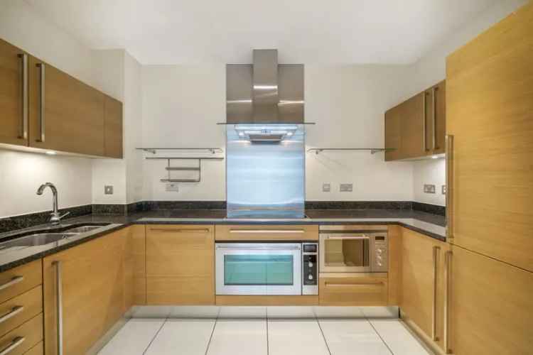 2 Bedroom Flat for Sale Battersea Reach