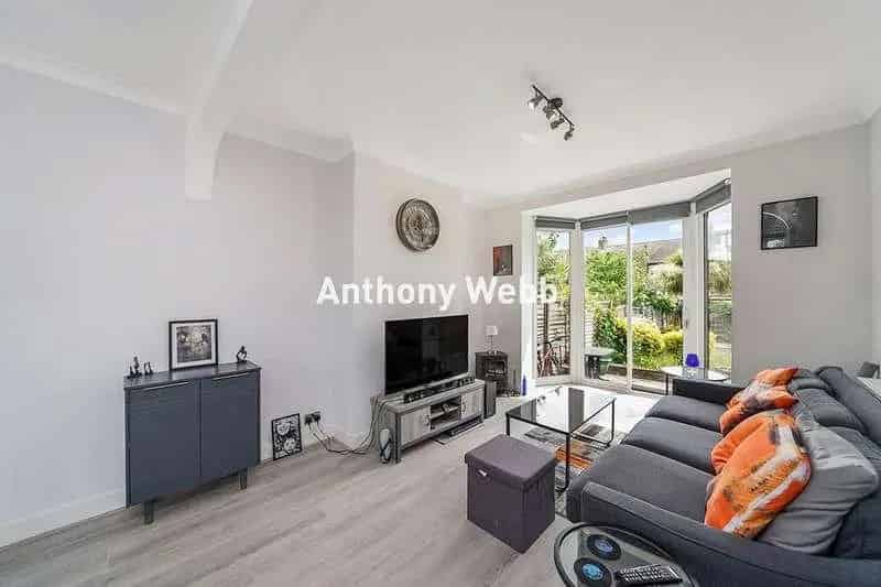 3 Bed House for Sale Potential to Extend