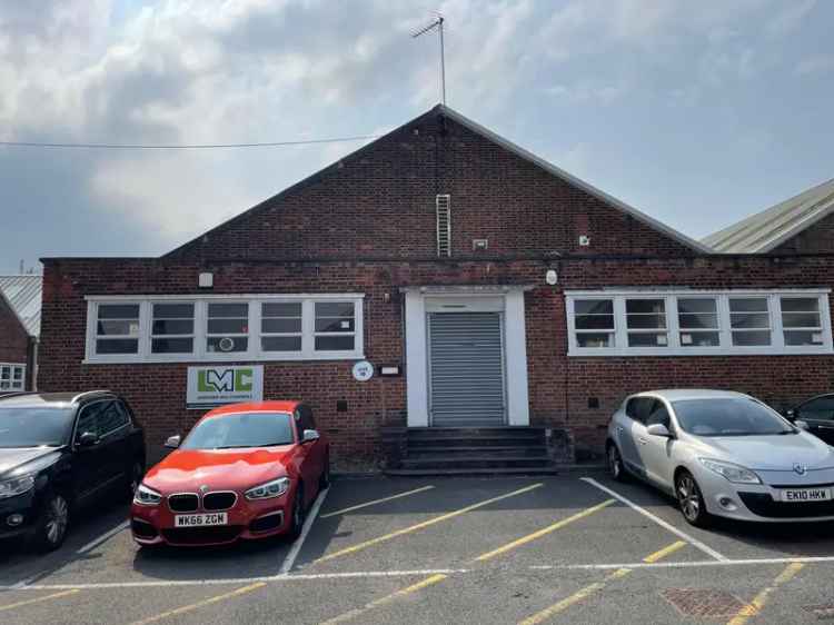 Warehouse To Let Welwyn Garden City