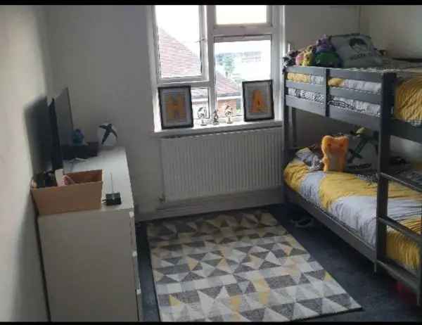 Flat For Rent in New Forest, England