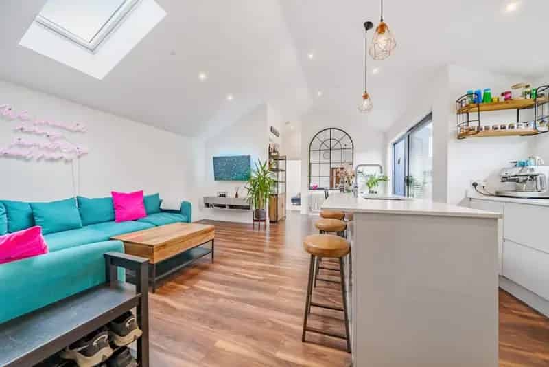 Two Bedroom Property Near Public Transport