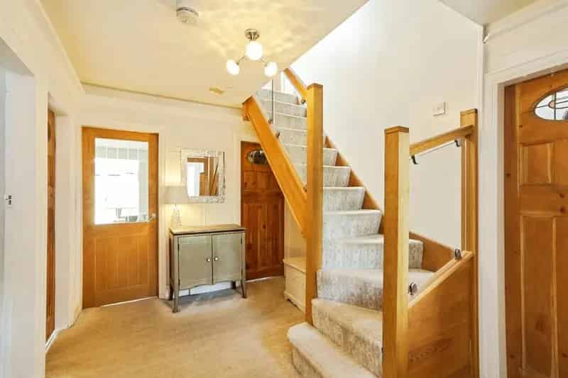 5 Bedroom Detached Bungalow in Baildon