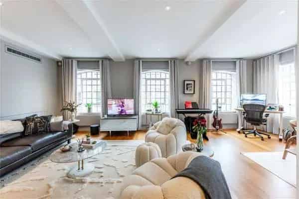 Luxury 2-Bed Apartment in Notting Hill Hillgate Village