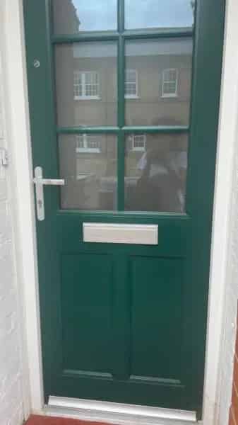 3 Bed Mid Terrace House Near Kew Bridge Strand on the Green