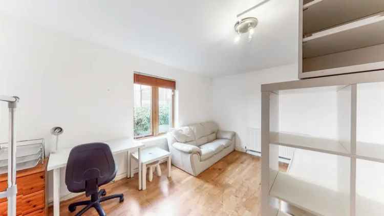 3 Bedroom Apartment Near Bethnal Green Station