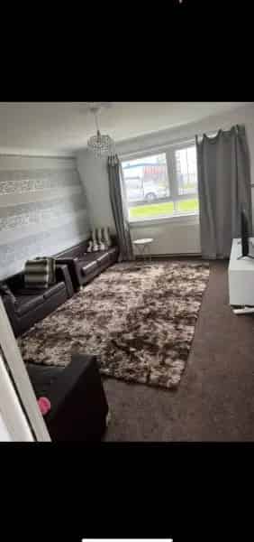Spacious 2 Bedroom Ground Floor Flat Blackburn