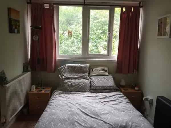 60s Flat with Open Plan Living and Garden Access