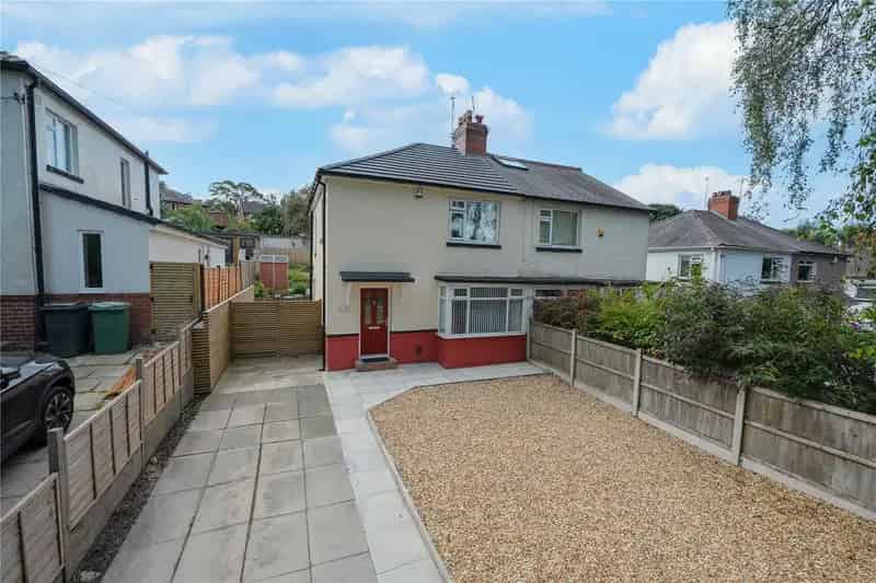 3 Bed House With Garden Near Moortown Chapel Allerton Meanwood