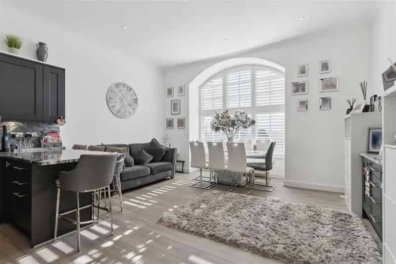 3 Bedroom Penthouse Duplex Apartment for Sale