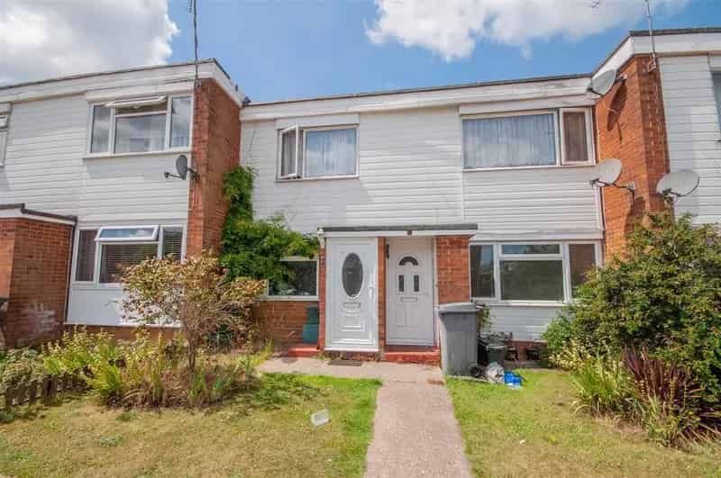 2 Bedroom Maisonette for Sale Near Chelmsford City Centre