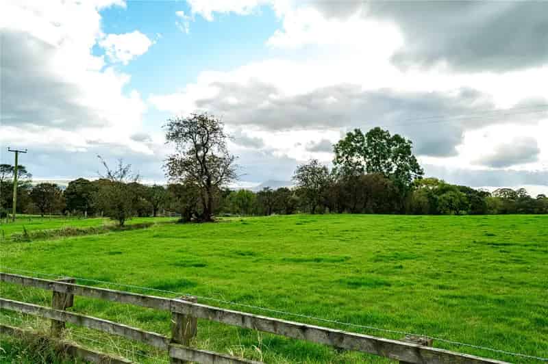 5 Bedroom Detached House with Annexe Paythorne