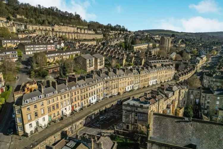Georgian Townhouse in Bath with Approved Plans for Kitchen Extension
