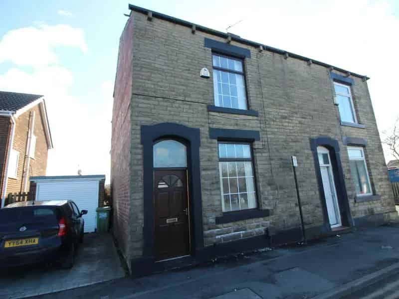 2 Bed End Terrace House Freehold Oldham New Boiler Damp Proof Course