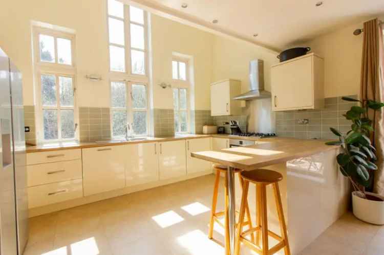 3 Bedroom Townhouse for Sale in Clements Park