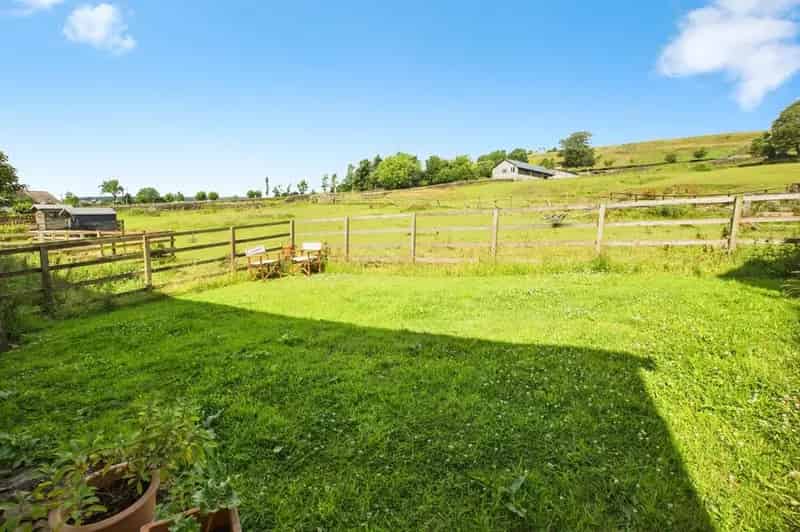 2 Bedroom End Terrace House for Sale Halifax HX2