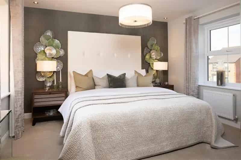 4 Bed Family Home with Open Plan Kitchen and Garden