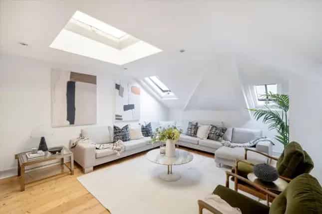 Beautiful Notting Hill Maisonette - 3 Beds, Study, 1654 sq ft